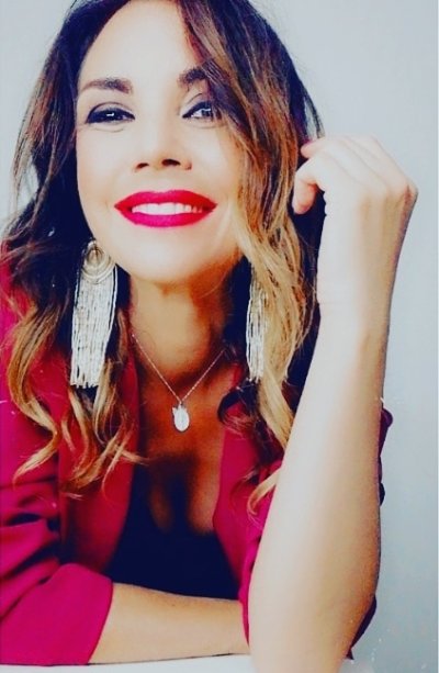Alessandra Costanza Alessandra Costanza